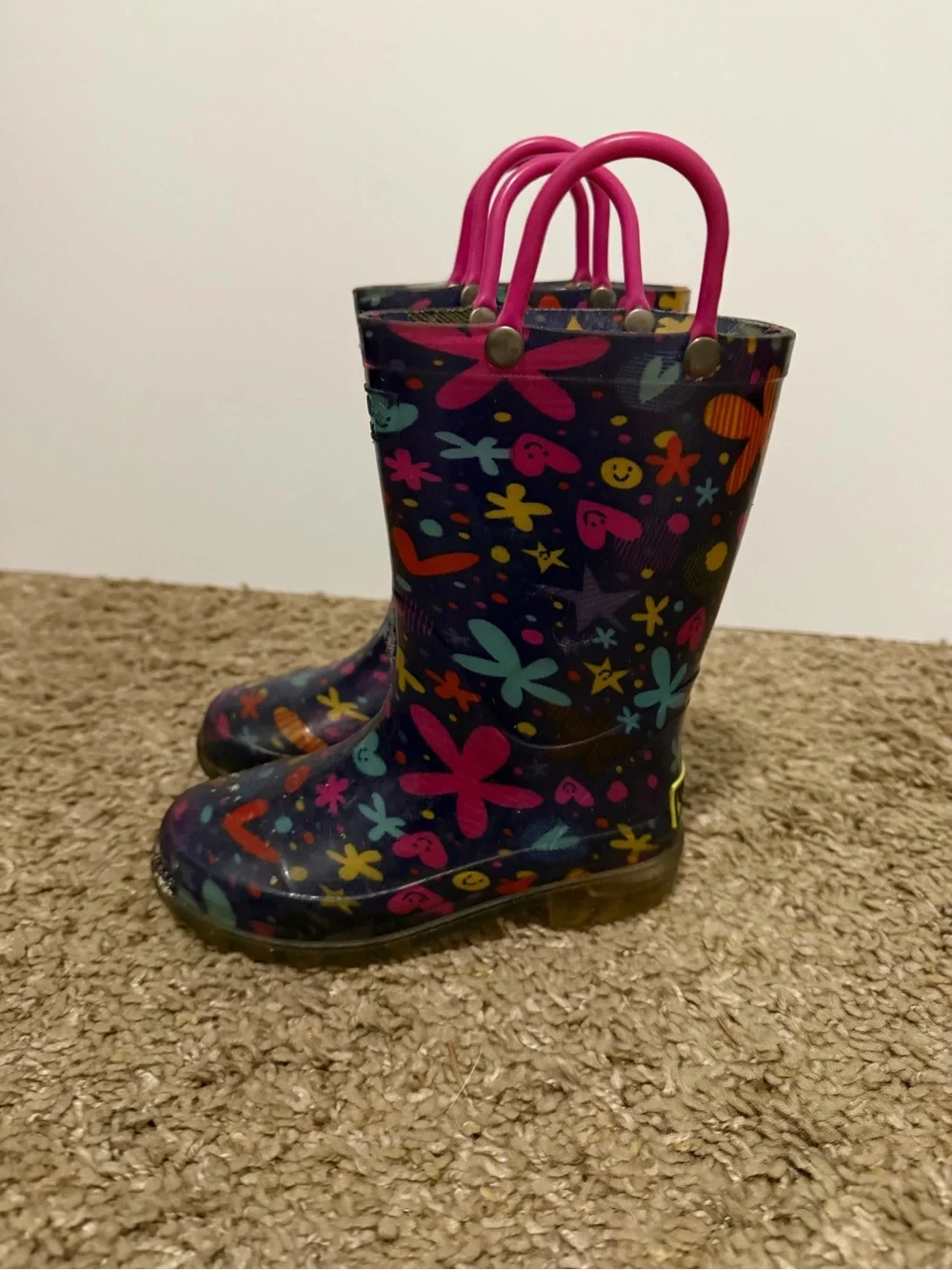 Kids Floral Pattern Rain Boots with Pink Handles
